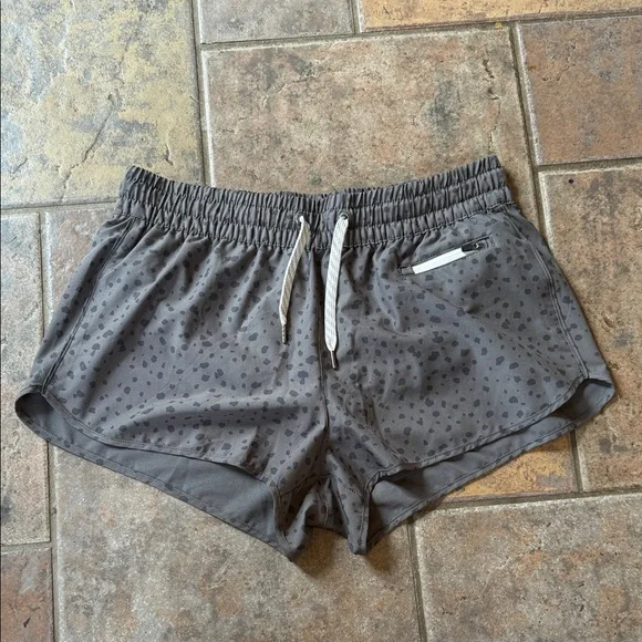 Vuori Clementine 2.0 shorts - Picture 3 of 4